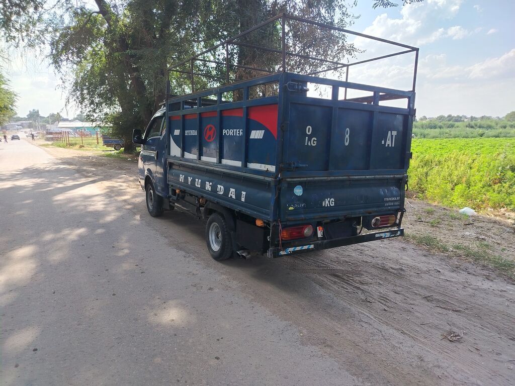 Hyundai Porter — компактный грузовой автомобиль с гидроподъёмным: фото 6