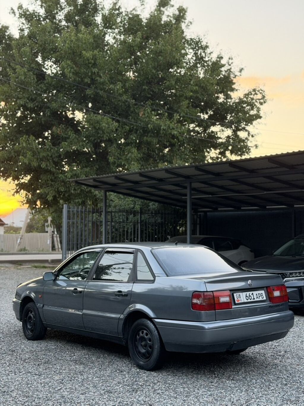 Volkswagen Passat: 1997 г., 2 л, Механика, Бензин, Седан: фото 5