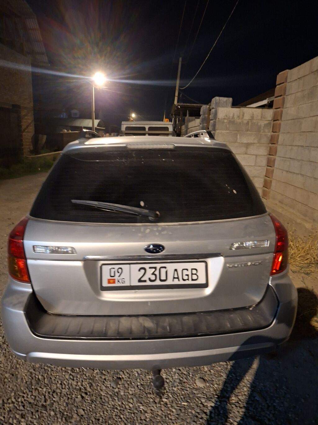 Subaru Outback: 2005 г., 2.5 л, Автомат, Бензин, Кроссовер: фото 2