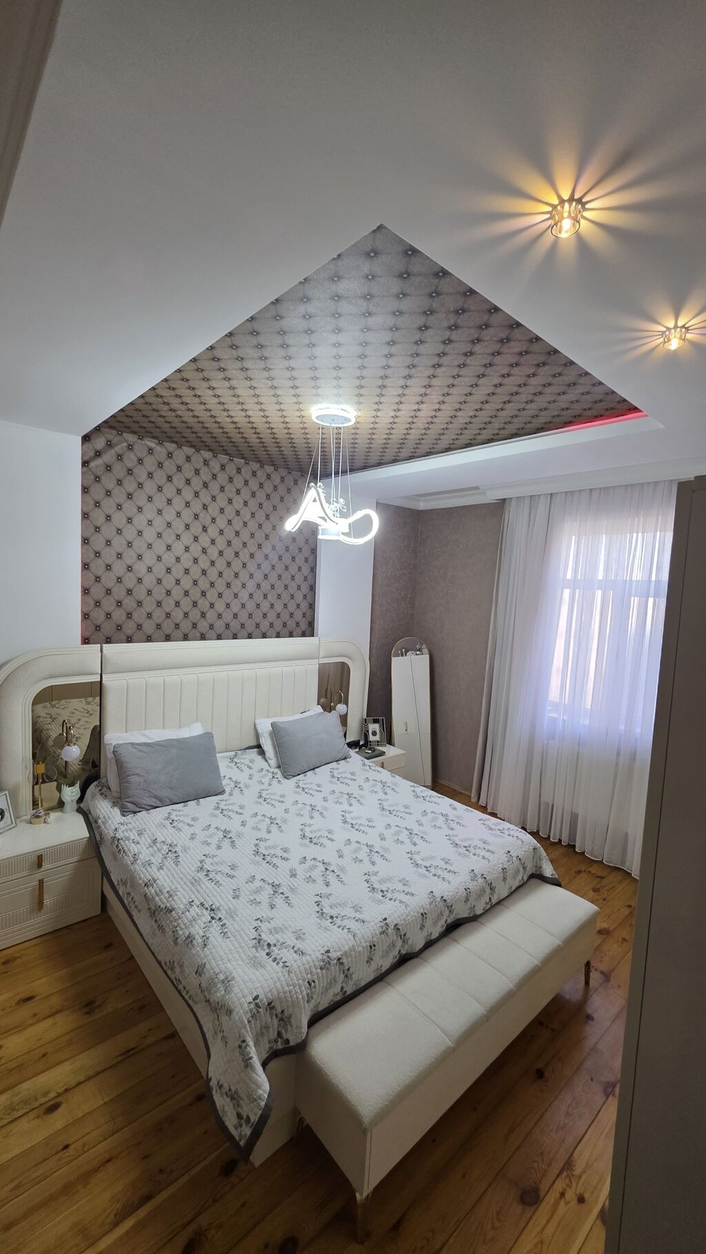 5 otaqlı, 145 kv. m, Kredit yoxdur, Yeni təmirli
