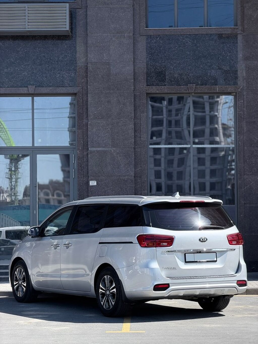 Kia Carnival: 2019 г., 2.2 л, Автомат, Бензин, Минивэн: фото 4