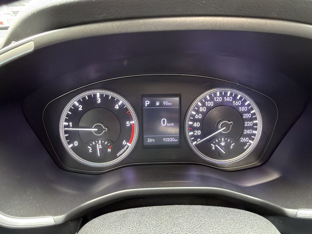 Hyundai Santa Fe: 2019 г., 2.2 л, Автомат, Дизель, Внедорожник: фото 8