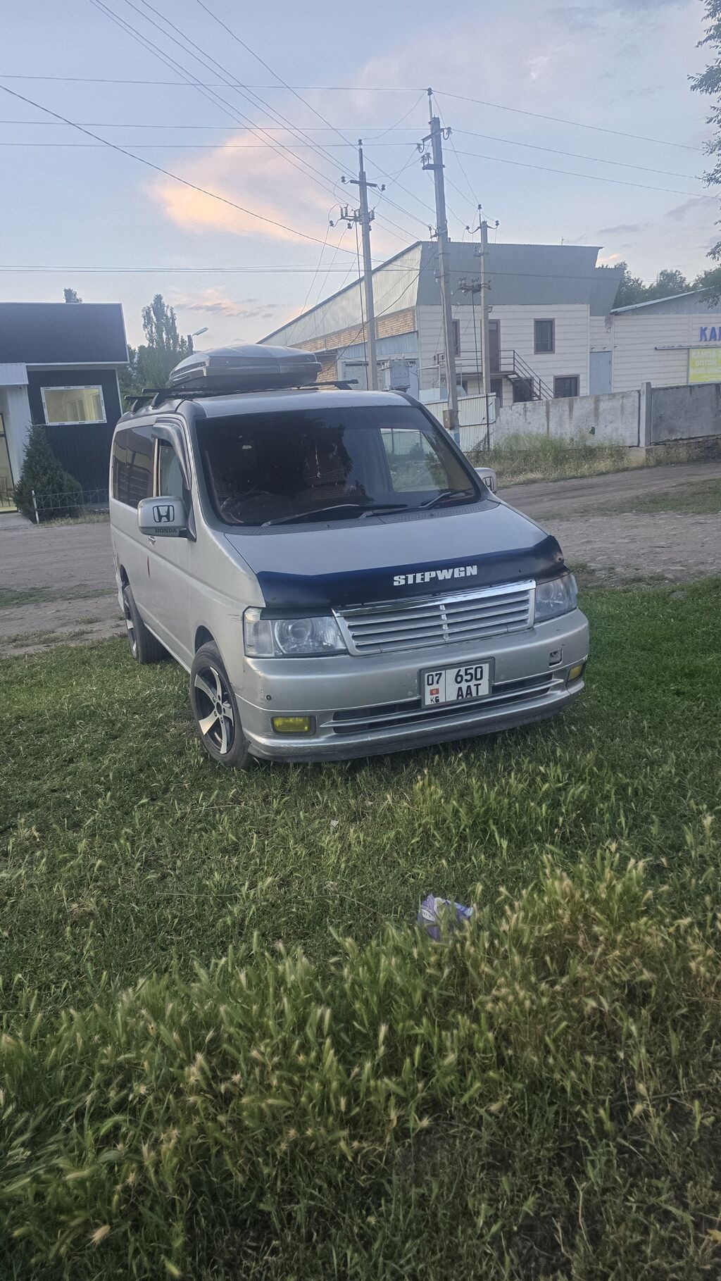 Honda Stepwgn: 2003 г., 2 л, Автомат, Бензин, Минивэн — фото 2
