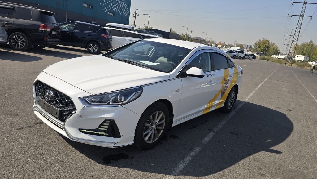 Hyundai Sonata: 2019 г., 2 л, Автомат, Газ, Седан: фото 3