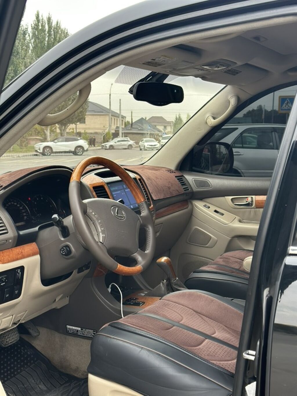 Lexus GX: 2004 г., 4.7 л, Автомат, Газ, Внедорожник: фото 5