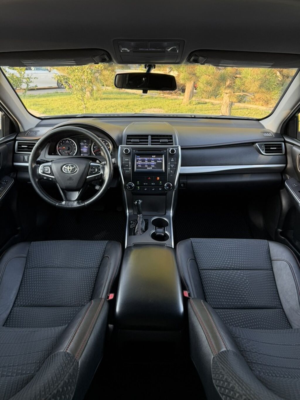 Toyota Camry: 2015 г., 2.5 л, Автомат, Бензин, Седан: фото 7
