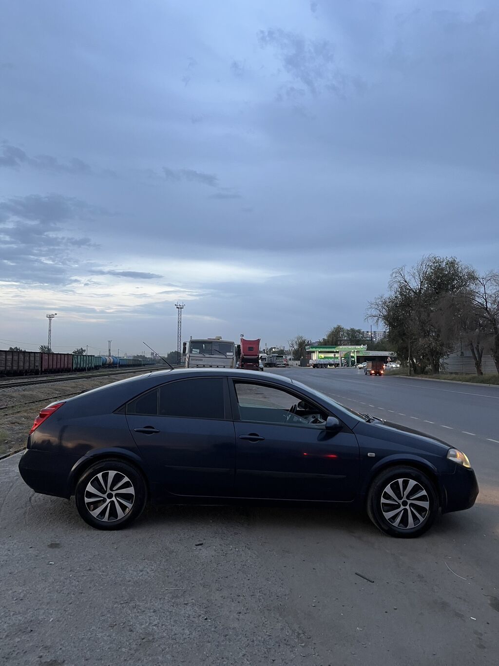 Nissan Primera: 2002 г., 1.8 л, Механика, Газ, Лифтбек: фото 6