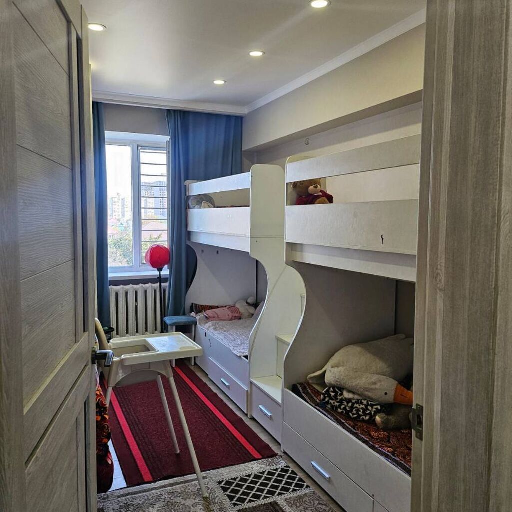 Продам 4-комн. квартиру, 75 м², 5 этаж, гараж: фото 4