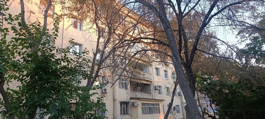 Sumqayıt, 5 otaqlı, Köhnə tikili, 89 kv. m