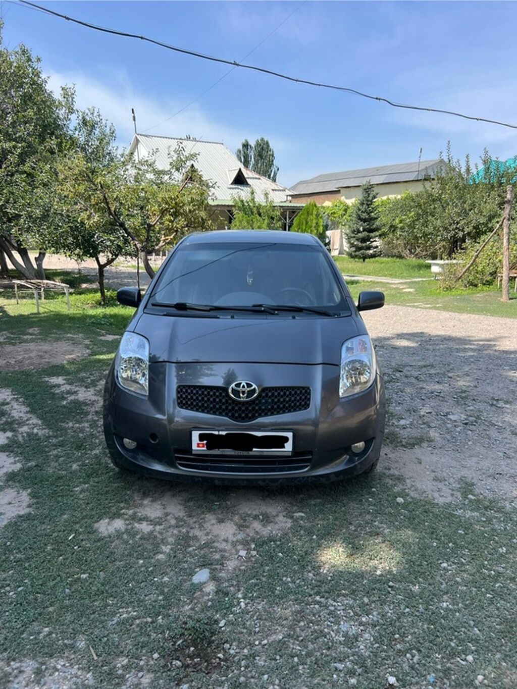 Toyota Yaris: 2010 г., 1.3 л, Автомат, Бензин, Хэтчбэк: фото 2