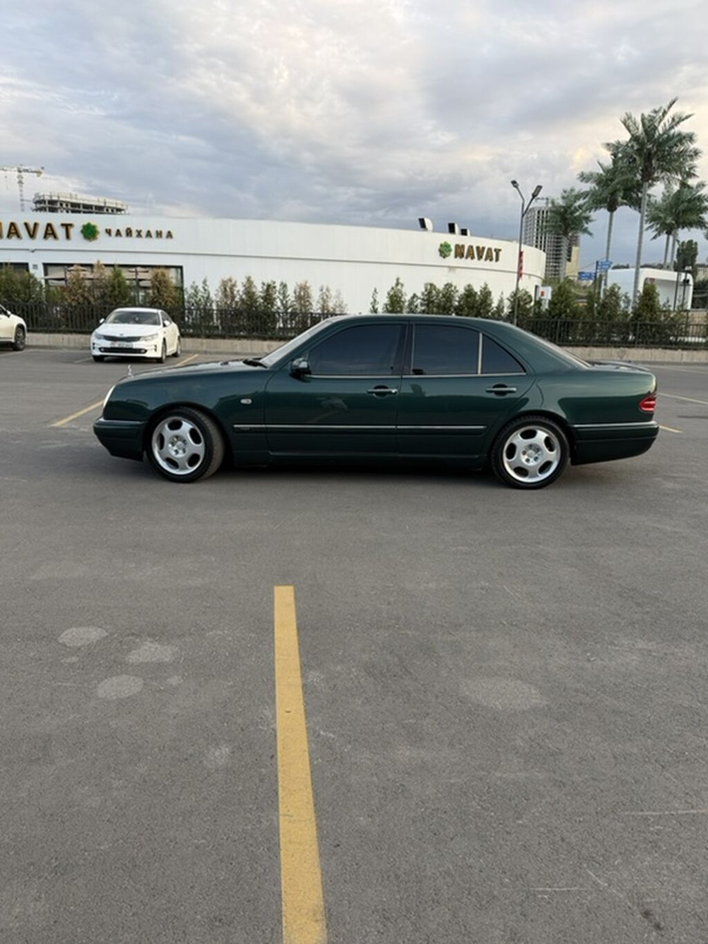 Mercedes-Benz E-Class: 1998 г., 4.3 л, Автомат, Бензин, Седан: фото 6