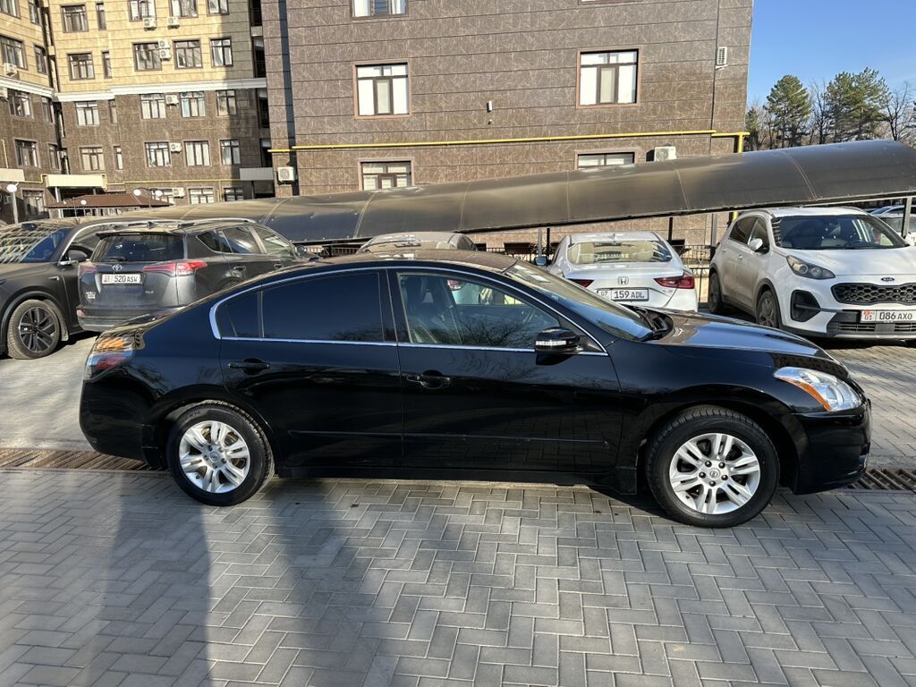 Nissan Altima 2011, 2.5 л, автомат: фото 6