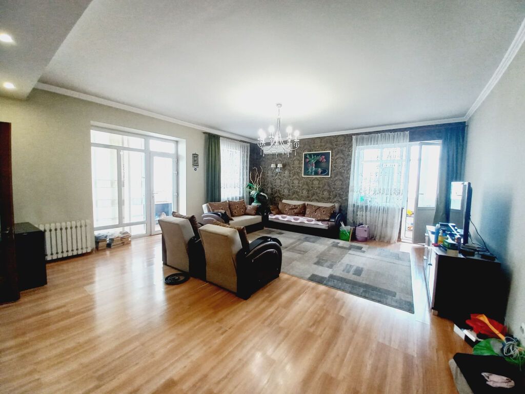 Сдается 3к Элитка 131м2 + Паркинг Цена 1000 $ Исанова/Московская: фото 1