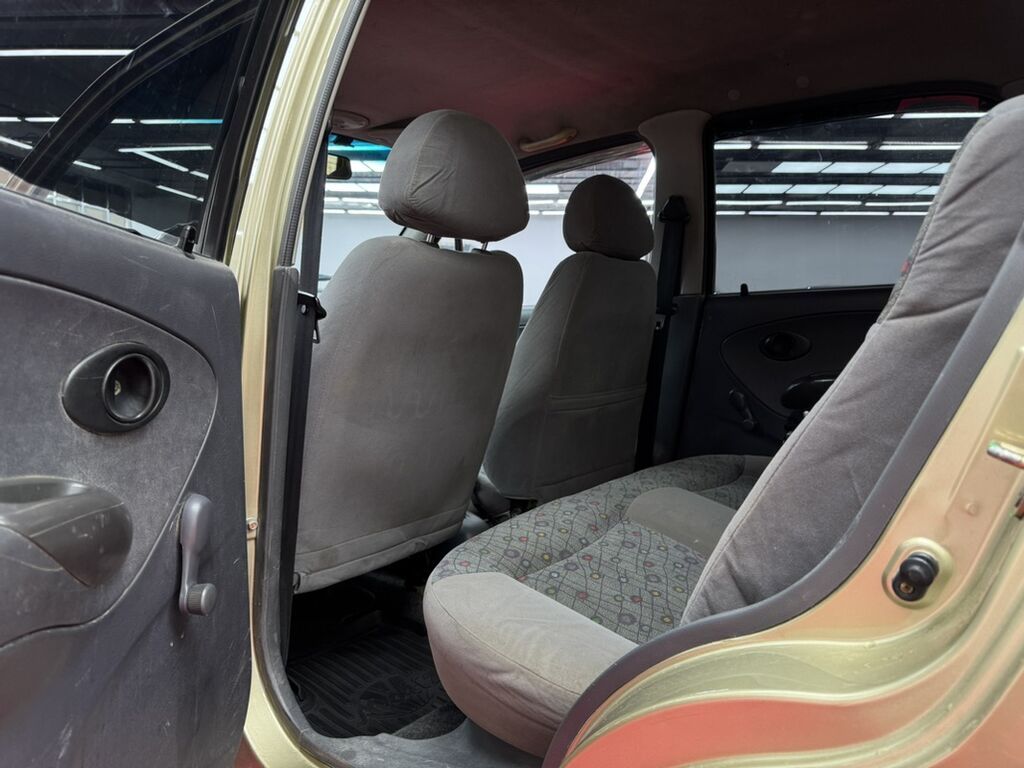Daewoo Matiz: 2006 г., 0.8 л, Механика, Бензин, Хэтчбэк — фото 6