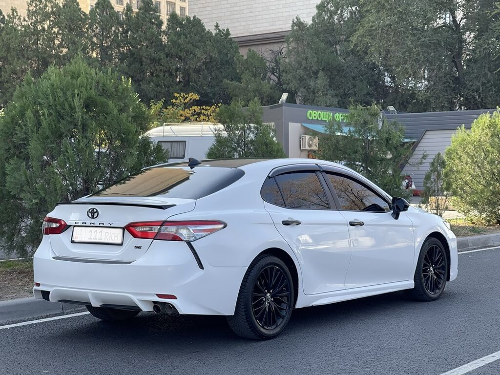Toyota Camry: 2019 г., 2.5 л, Автомат, Бензин, Седан: фото 5