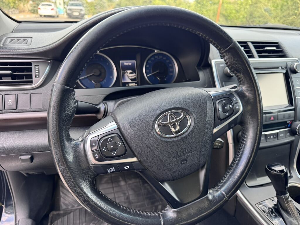 Toyota Camry: 2016 г., Автомат, Бензин, Седан: фото 8