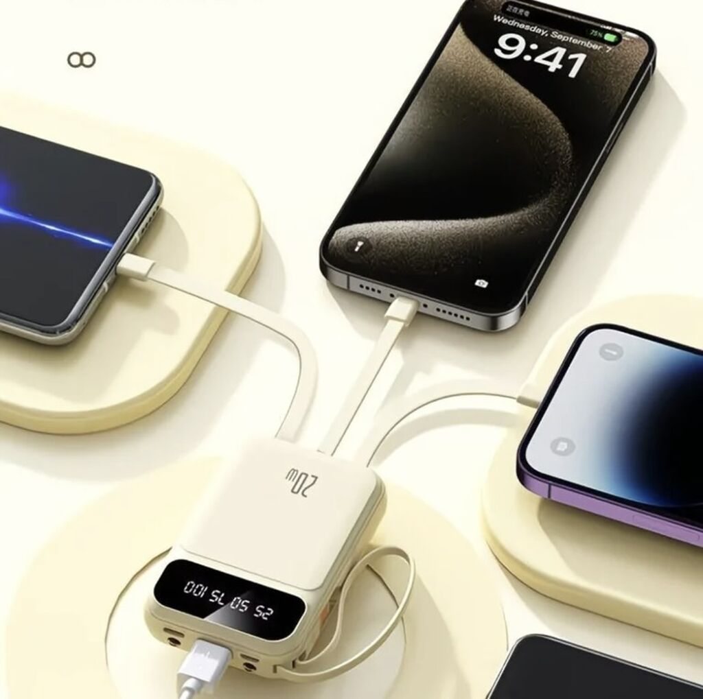 Компактный внешний аккумулятор (Power Bank) со встроенными кабелями: фото 3