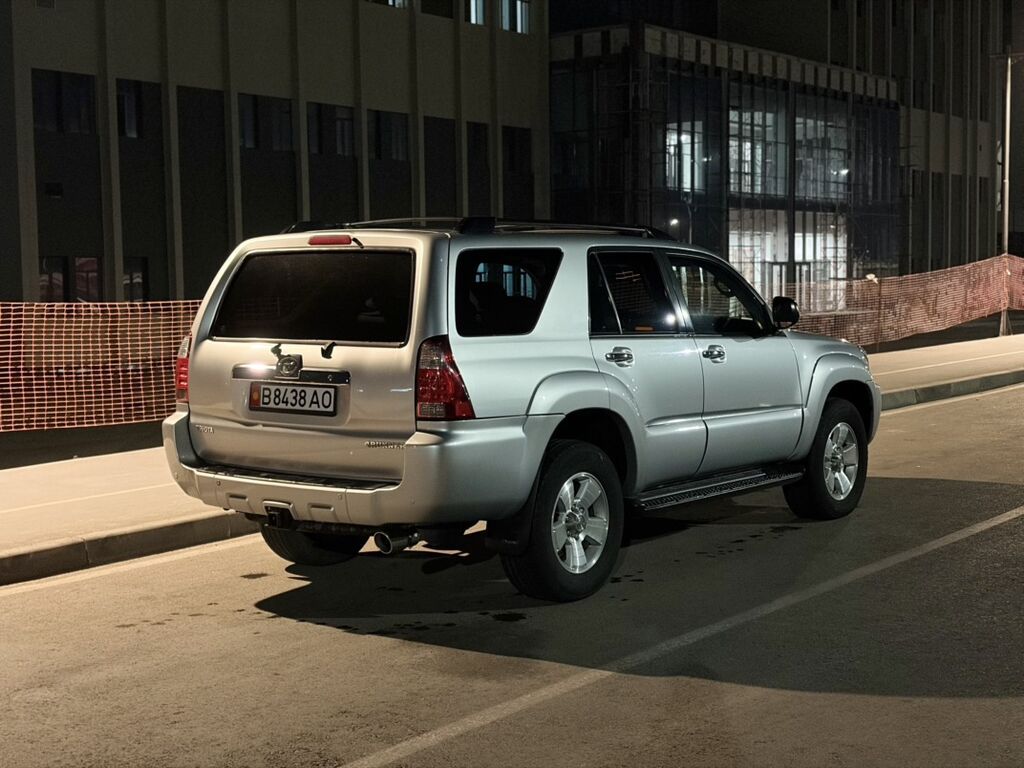 Toyota 4Runner: 2007 г., 4 л, Автомат, Бензин, Внедорожник: фото 2