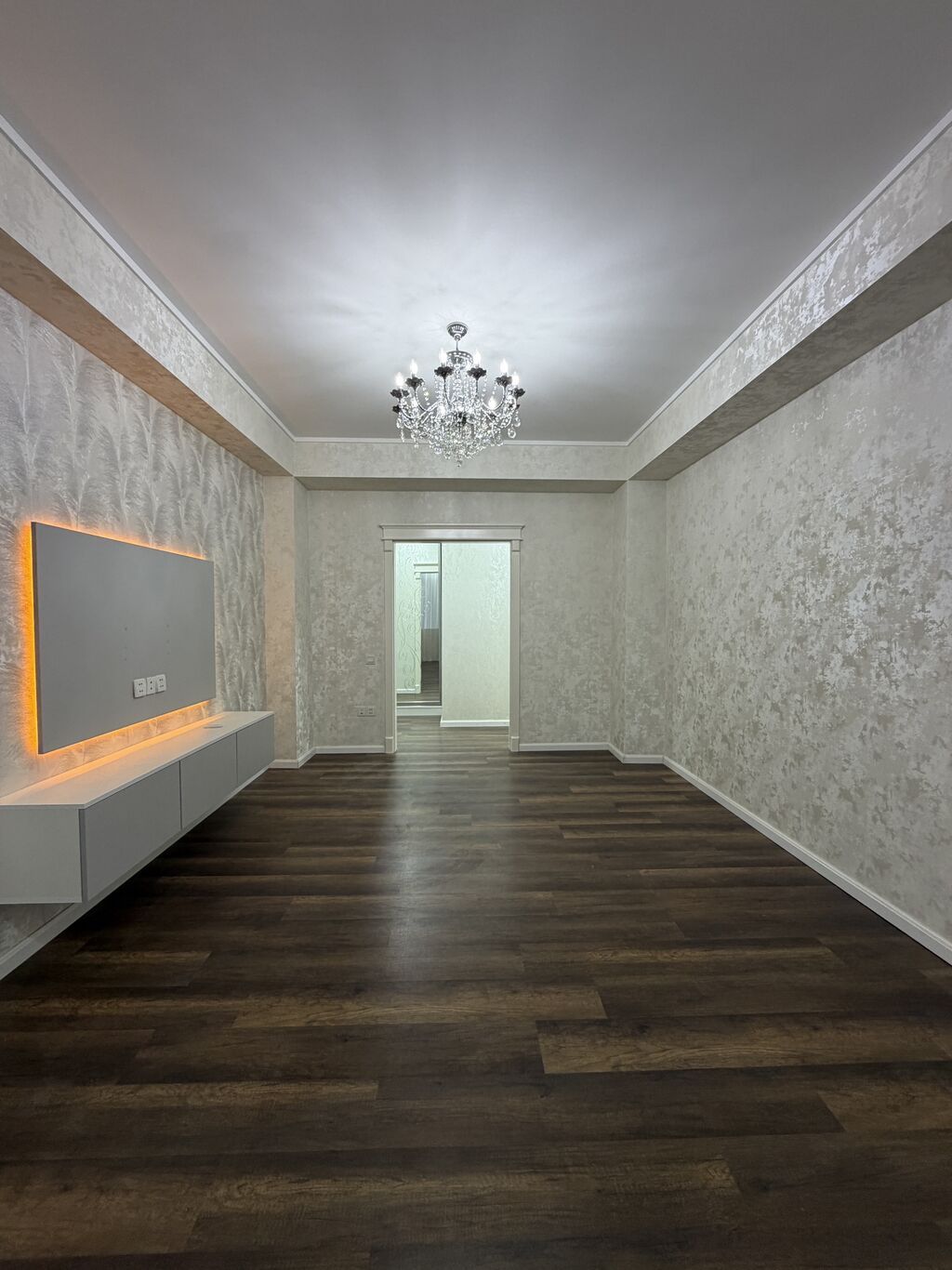 Qurtuluş 93 kompleksində 3 otaqlı yeni tikili mənzil satılır, 84 m², 168 000 AZN, şəkil 3 / 12