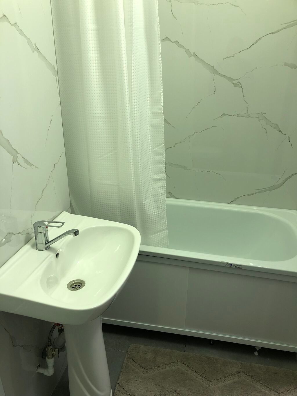 Квартира двухкомнатная сдаю Центр 520 $ и плюс депозит 200 $ плюс: фото 5