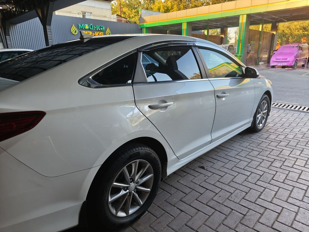 Hyundai Sonata: 2018 г., 2 л, Автомат, Газ, Седан: фото 4