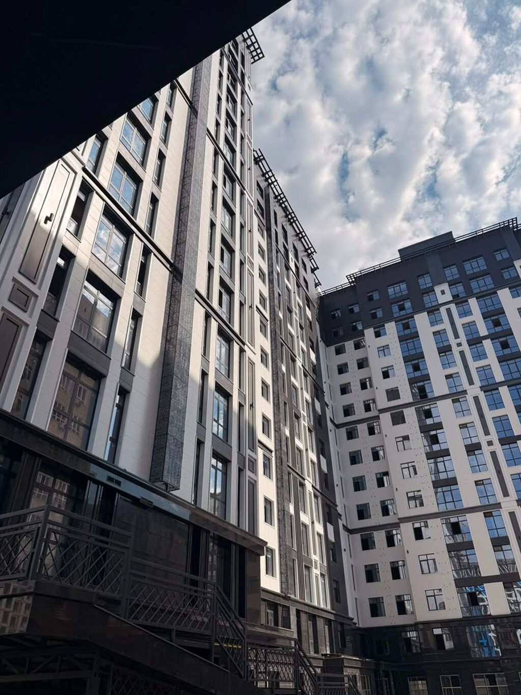 2 комнаты, 85 м², Асанбай мкр Элитка, 12 этаж, ПСО (под самоотделку): фото 3