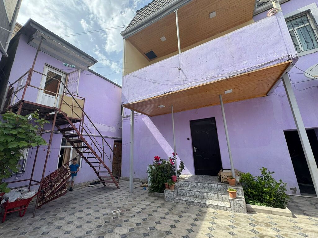 5 otaqlı, 230 kv. m, Kredit yoxdur, Orta təmir