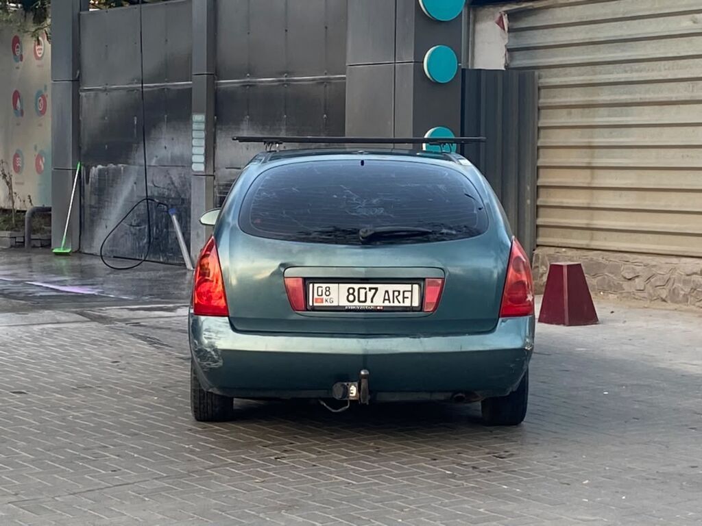 Nissan Primera: 2002 г., 2 л, Вариатор, Газ, Универсал: фото 2