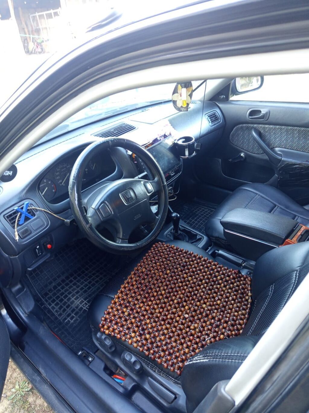 Honda Civic: 1998 г., 1.5 л, Механика, Бензин, Седан: фото 5