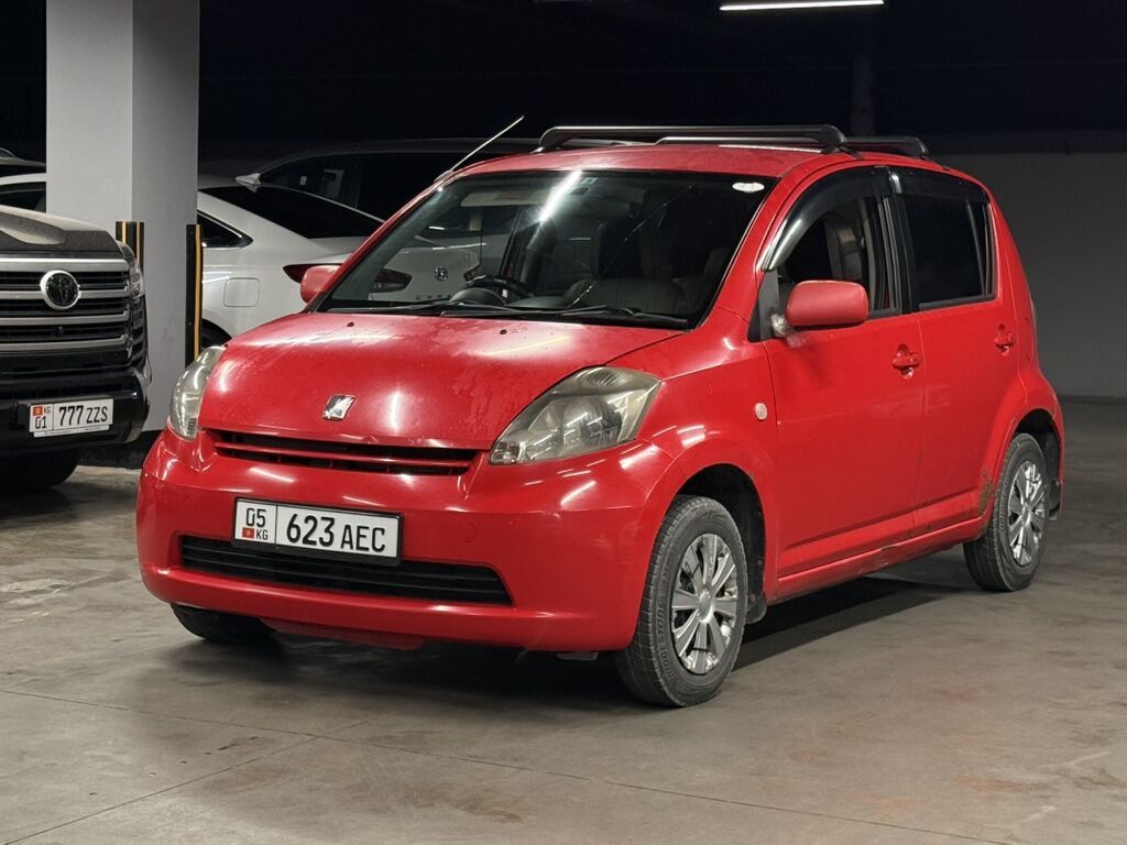 Toyota Passo: 2004 г., 1 л, Автомат, Бензин, Седан: фото 3