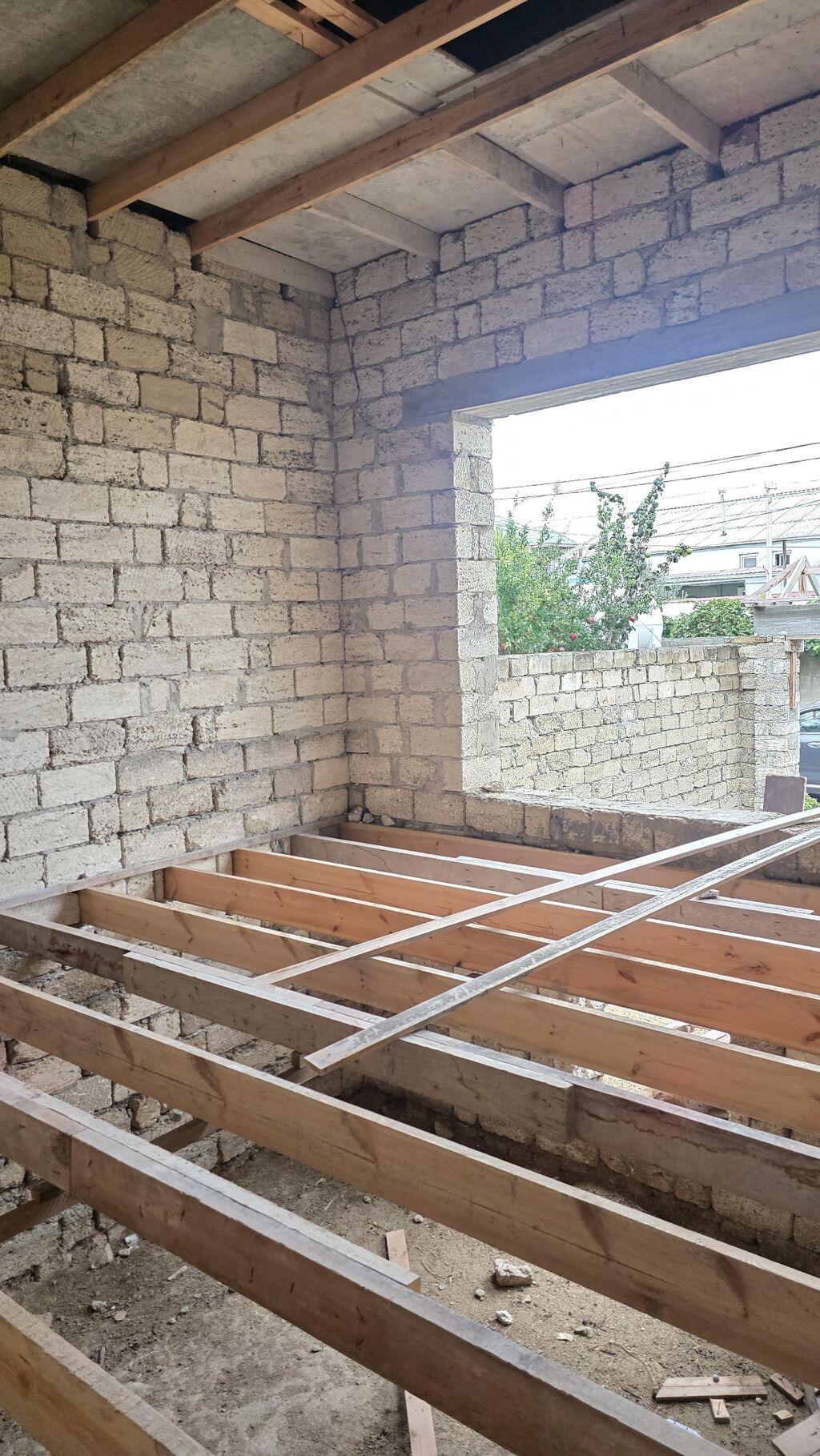 4 otaqlı, 130 kv. m, Kredit yoxdur, Təmirsiz