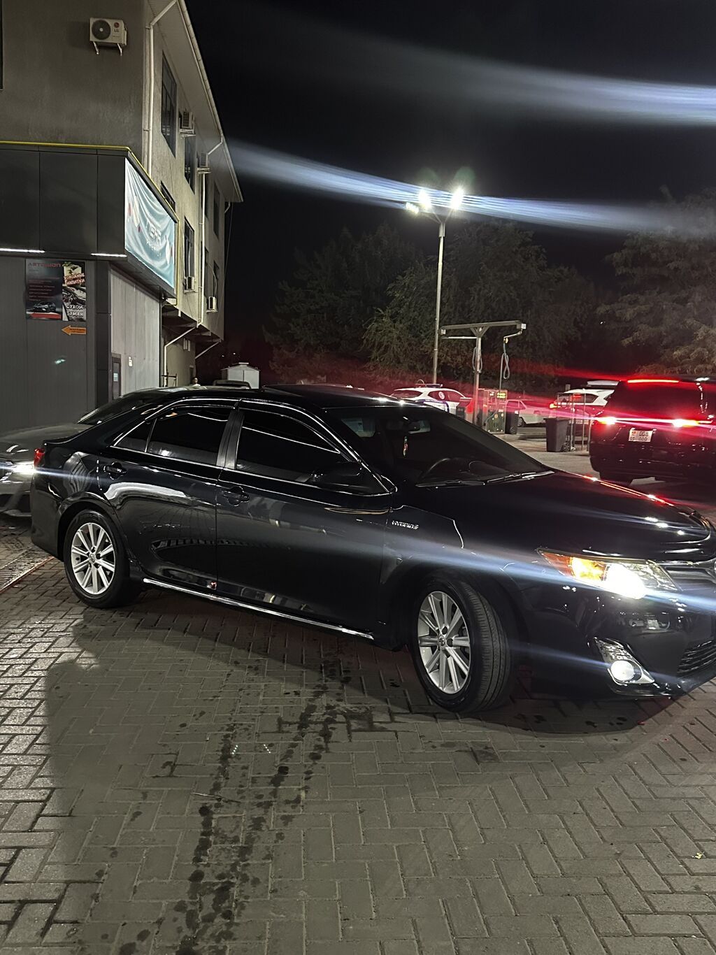 Toyota Camry: 2012 г., 2.5 л, Гибрид: фото 2