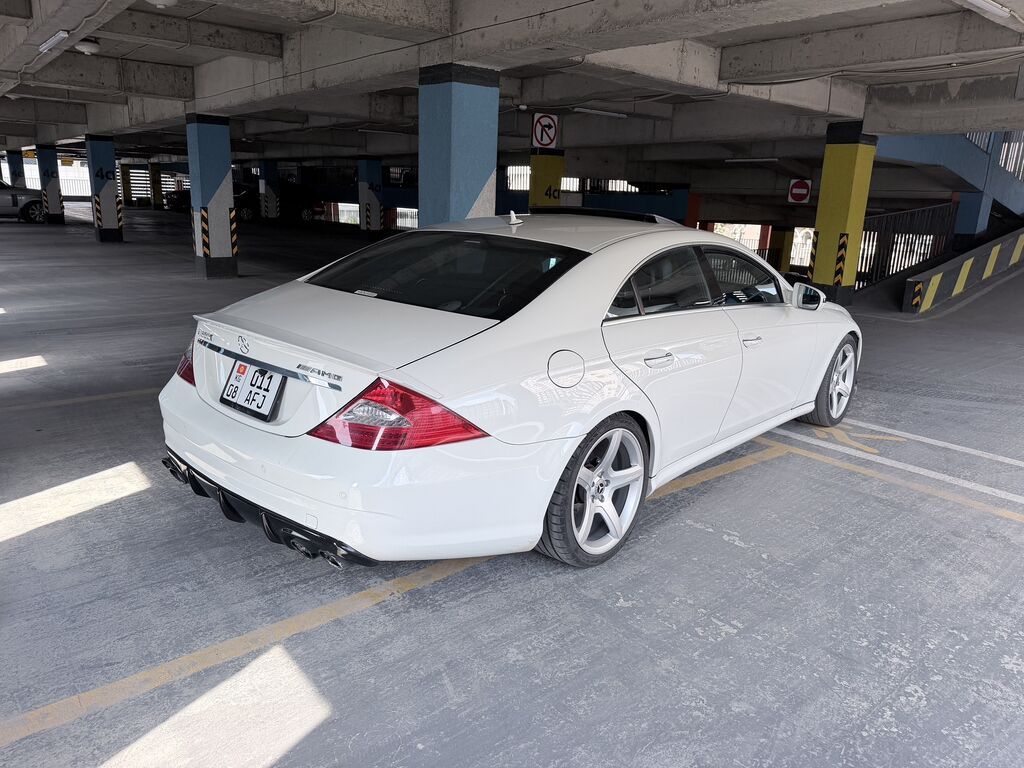 Mercedes-Benz CLS-Class AMG: 2008 г., 5.5 л, Автомат, Бензин, Седан: фото 7