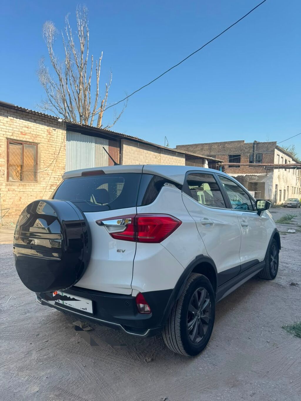 BYD Yuan Pro: 2020 г., 2 л, Автомат, Электромобиль, Кроссовер: фото 7