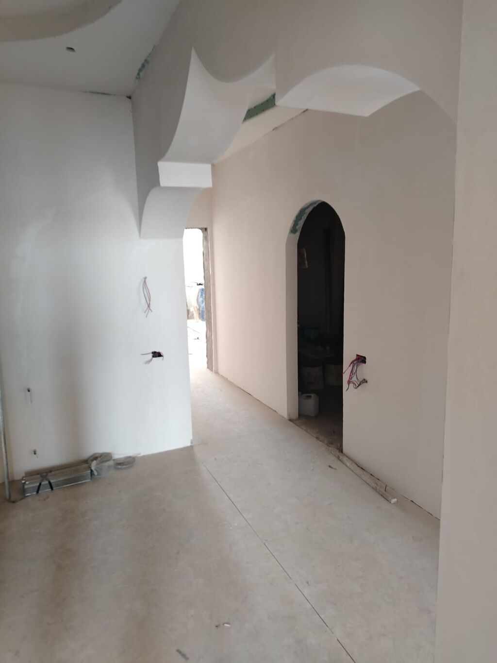 Mənzilin daxili təmir-layihə Təsvir: - Mənzilin tam daxili dizayn və - 3