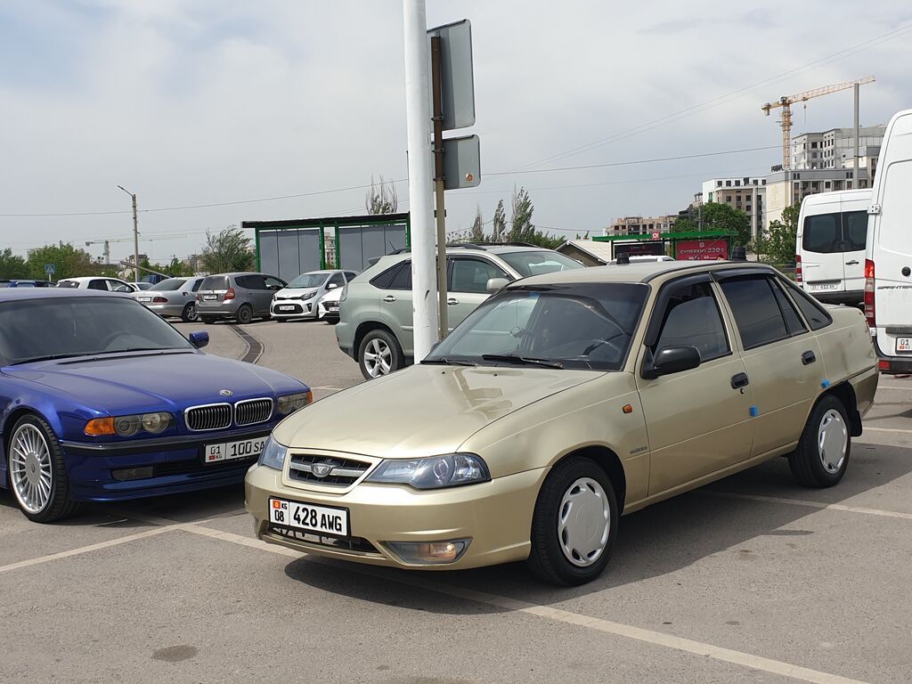 Daewoo Nexia: 2009 г., 1.5 л, Механика, Бензин, Седан: фото 2