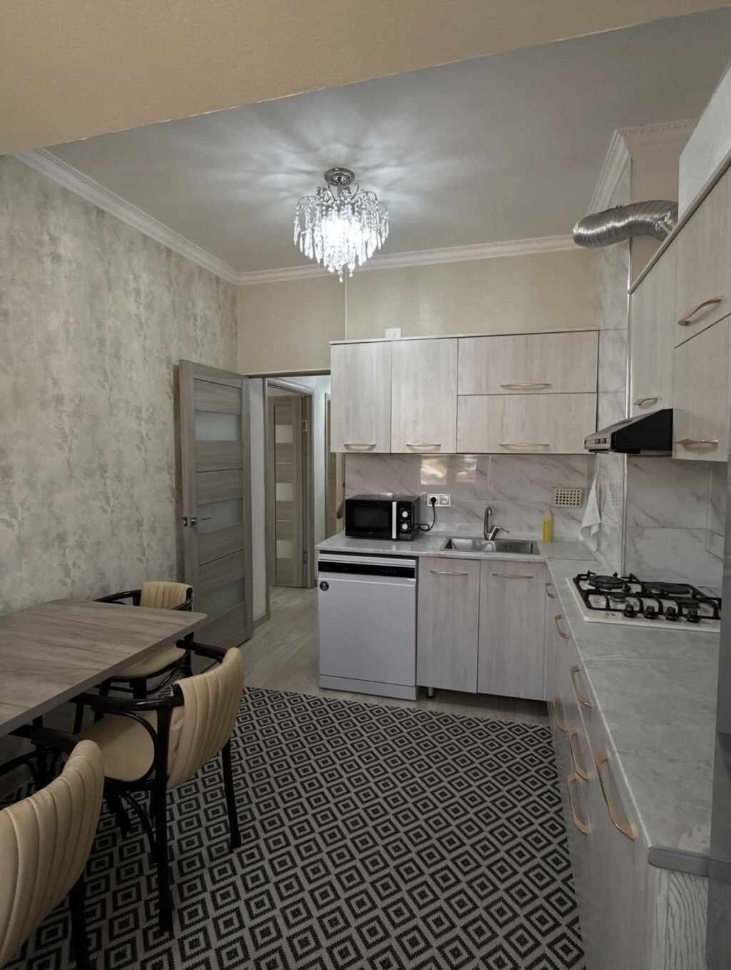 2 комнаты, 65 м², Элитка, 5 этаж, Евроремонт — фото 7