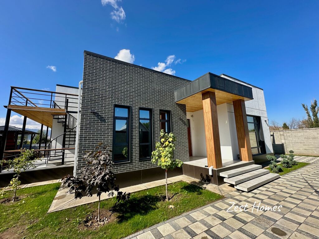 Срочно продаю шикарный дом в селе: 155000 USD ▷ Продажа домов | Бишкек |  36282986 ᐈ lalafo.kg