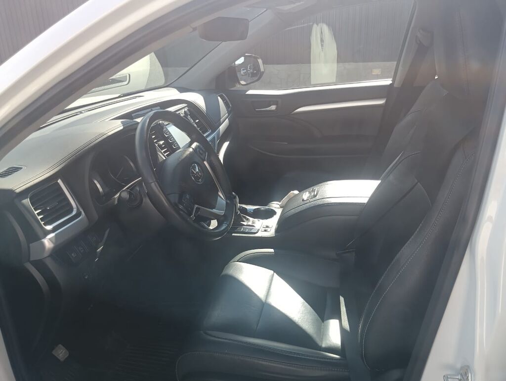 Toyota Highlander: 2019 г., Автомат, Бензин, Кроссовер: фото 2