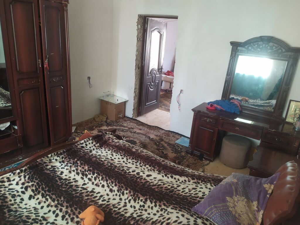 Binə 3 otaqlı, 87 kv. m, Orta təmir