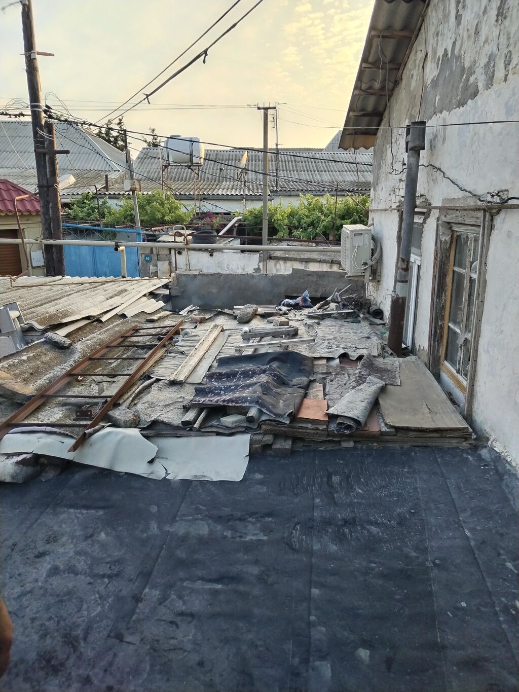 3 otaqlı, 2 kv. m, Təmirsiz