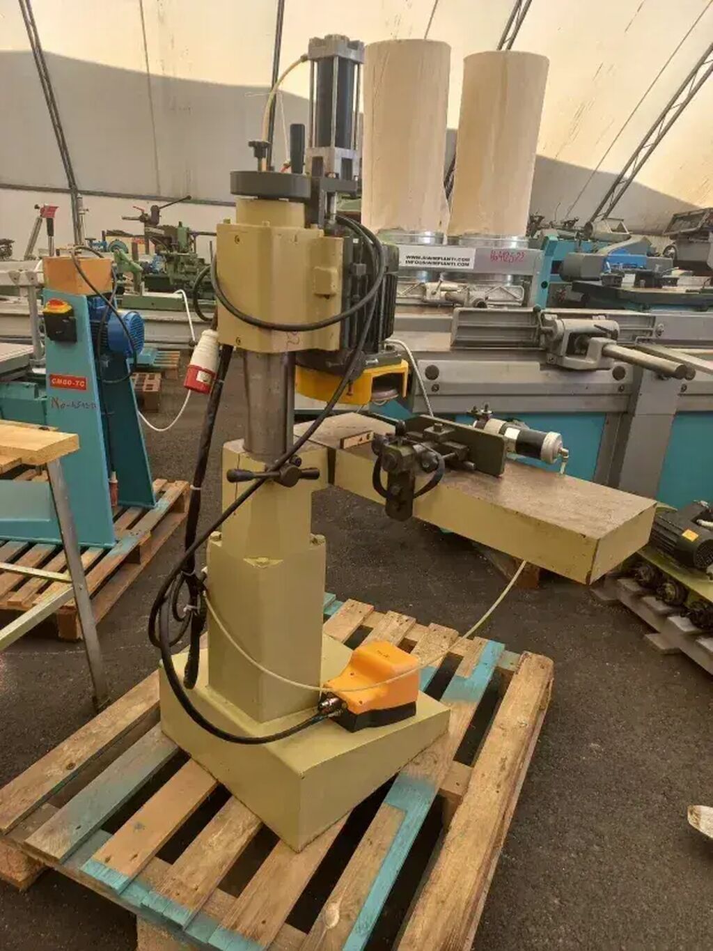 Ostali alati i mašine: APOKALIPSA DOO Rendalica za drvo 4180-22 Marka: Masterwood, model OM