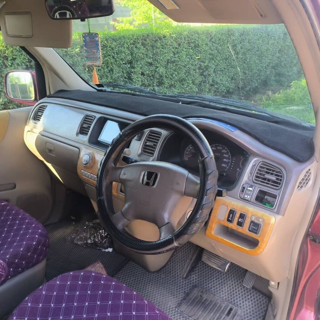 Honda Stepwgn: 2002 г., 2 л, Автомат, Бензин, Минивэн: фото 2