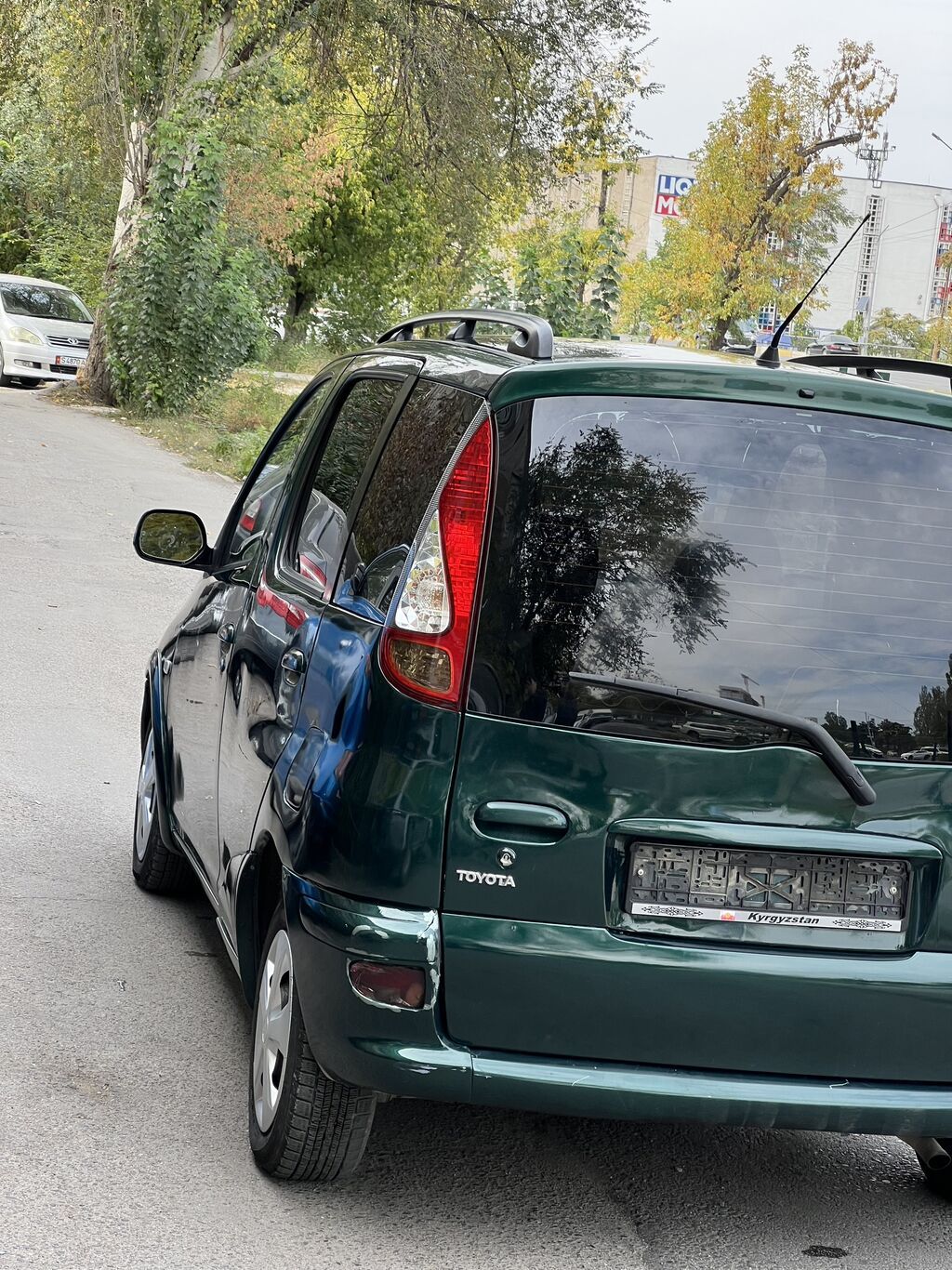 Toyota Yaris Verso: 2003 г., 1.5 л, Автомат, Бензин, Минивэн: фото 7