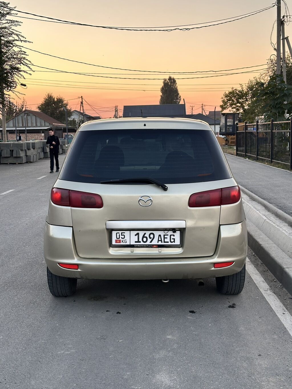Mazda Demio: 2003 г., 1.3 л, Автомат, Бензин, Хэтчбэк: фото 6