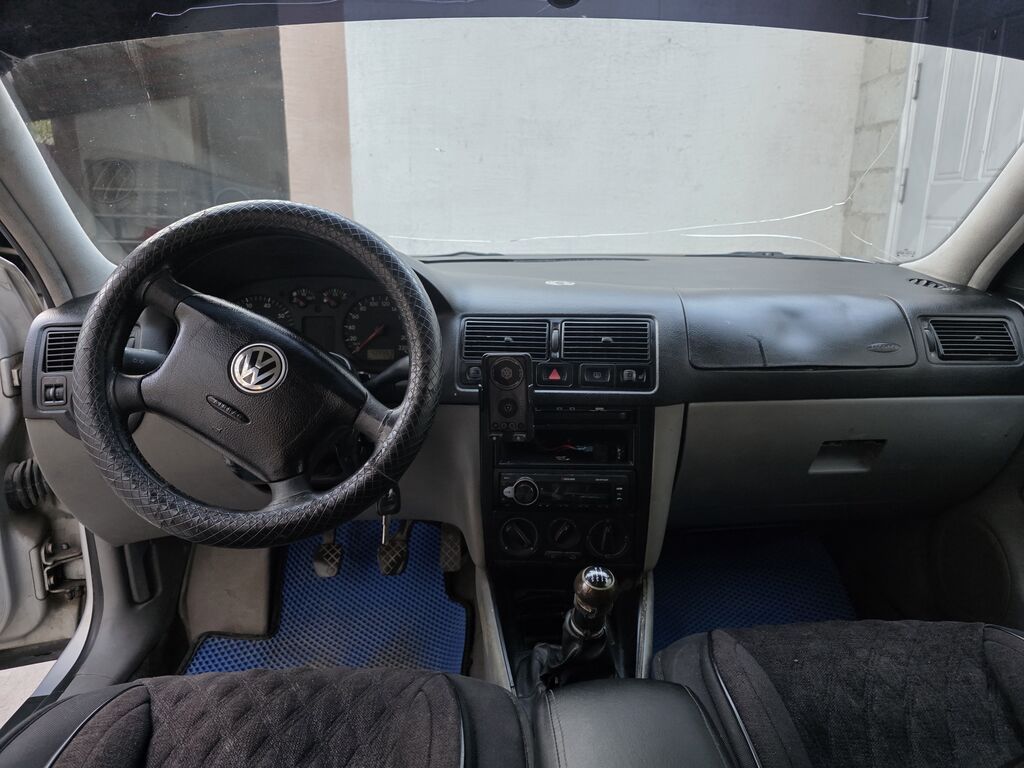 Volkswagen Golf: 1999 г., 1.4 л, Бензин, Хэтчбэк: фото 5
