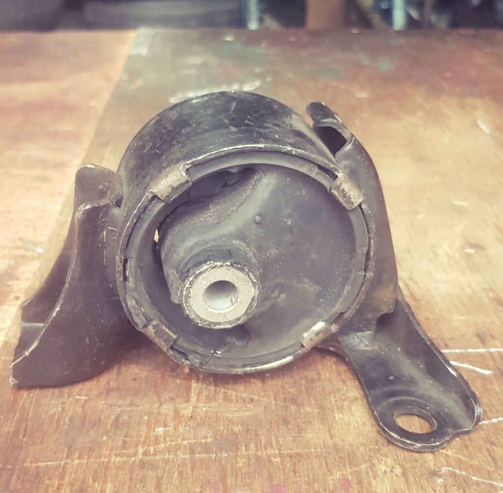 Подушки двигателя и коробки на марки | Договорная | Подушки мотора Орто ...