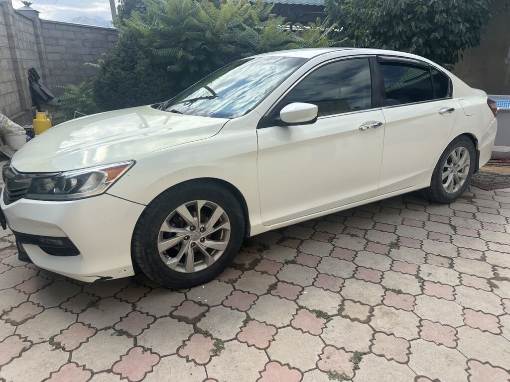 Honda Accord: 2017 г., 2.4 л, Вариатор, Бензин, Седан: фото 4
