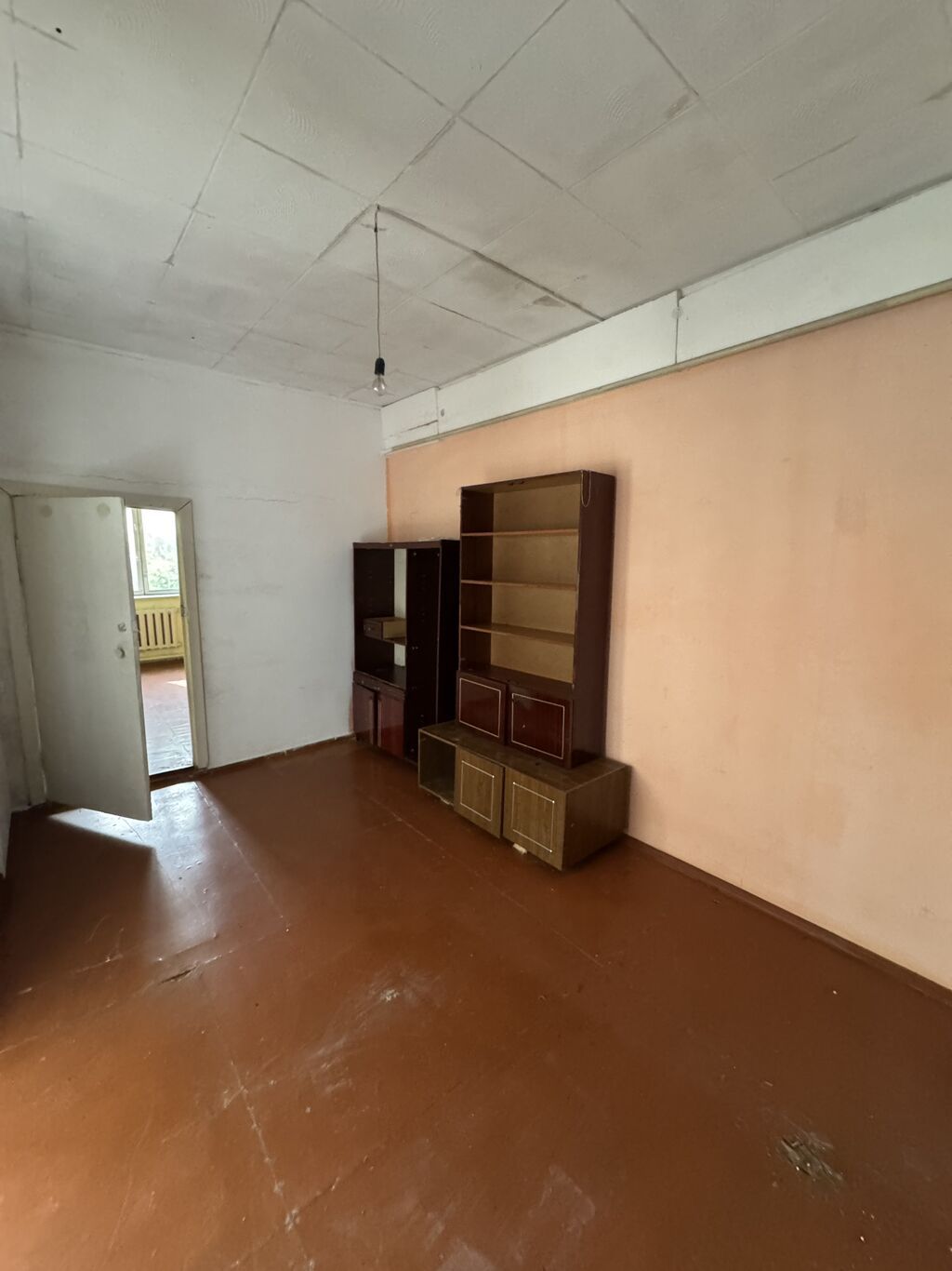 3 комнаты, 41 м², Индивидуалка, 1 этаж, Требуется ремонт: фото 2