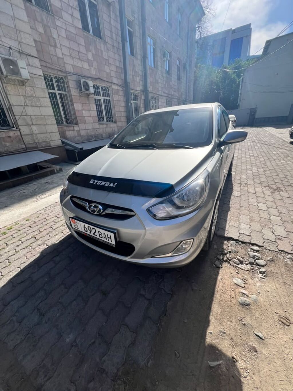 Hyundai Accent: 2011 г., 1.4 л, Автомат, Бензин, Седан: фото 2